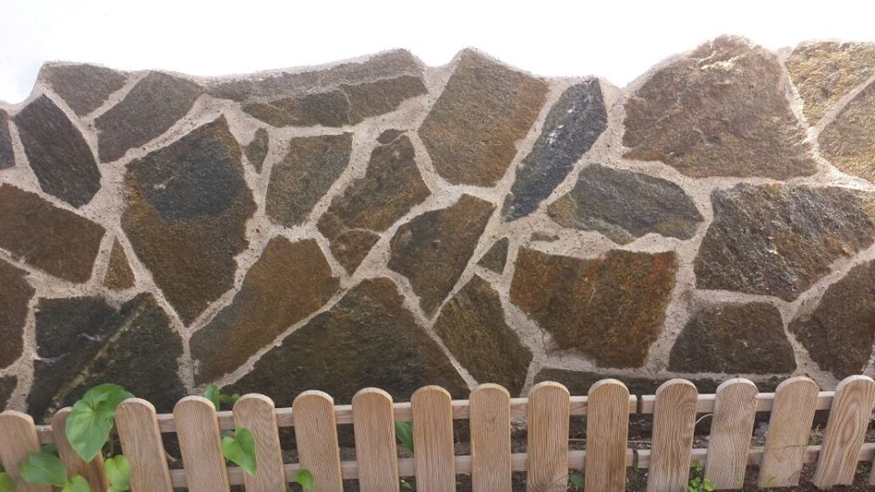 Friso Pizarra jardín